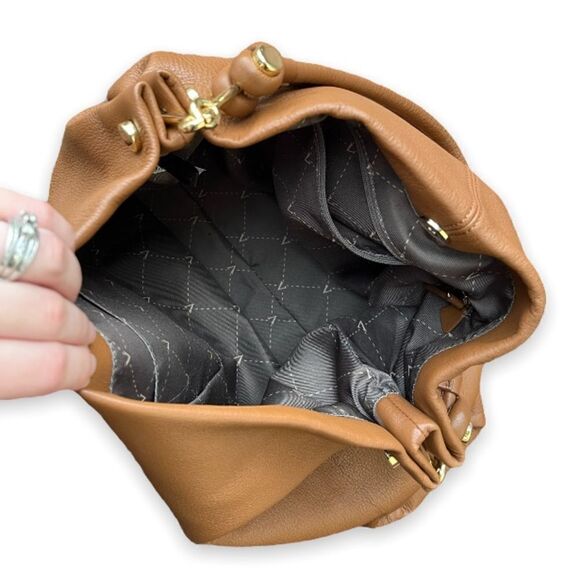 VINCE CAMUTO | Ruell Leather Tote Bag (Russet Brown) - Picture 5 of 8